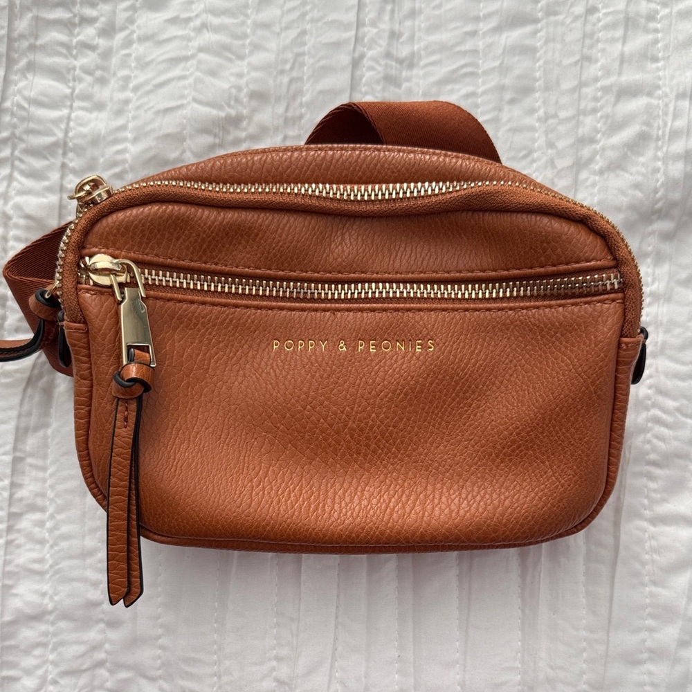 Poppy & Peonies On The Run belt bag vegan leather